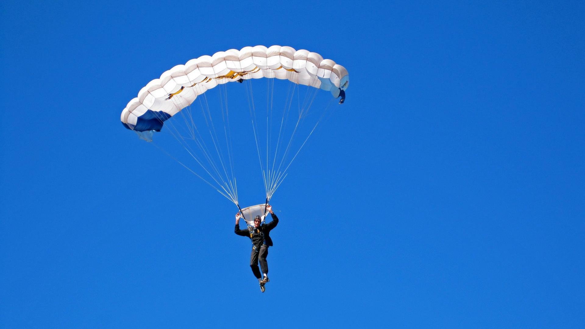 深圳领航队利用错位战术连续制造杀机，深圳领航拓展训练有限公司